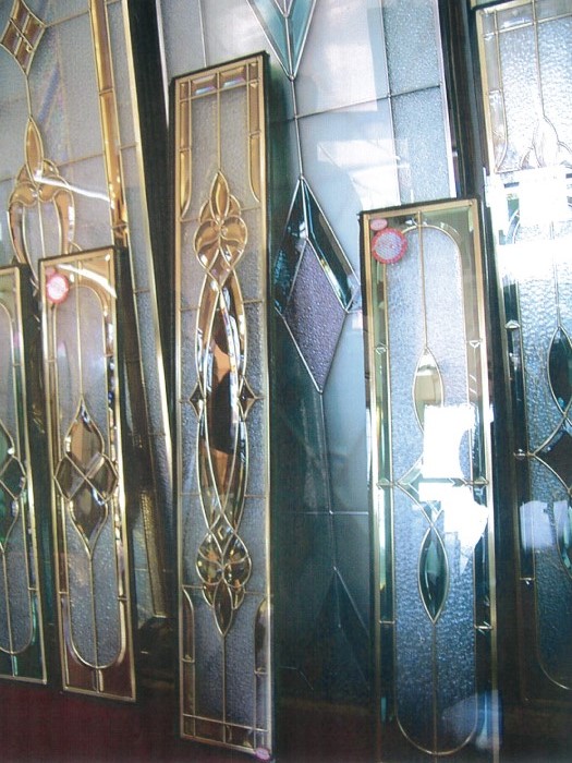 �f�U�C���K���X